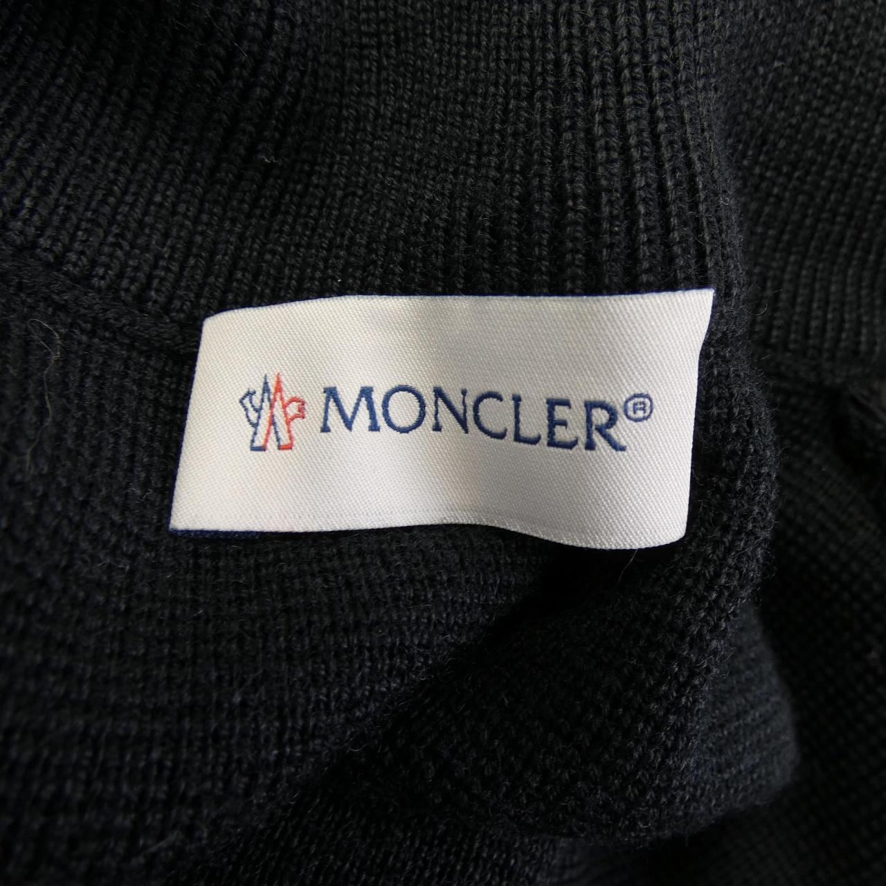 モンクレール MONCLER 20919B50700 ダウンジャケット