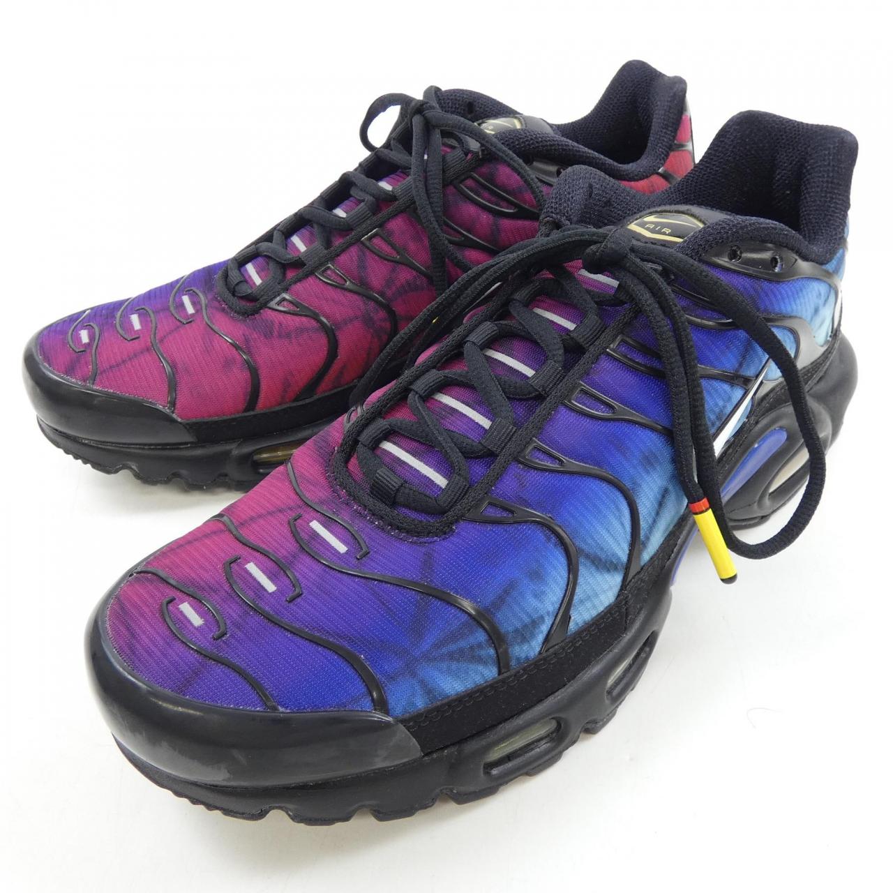 ナイキ NIKE スニーカー