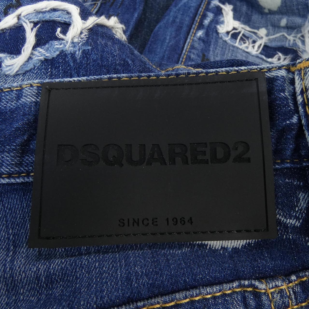 ディースクエアード DSQUARED2 S74LB0245 ジーンズ