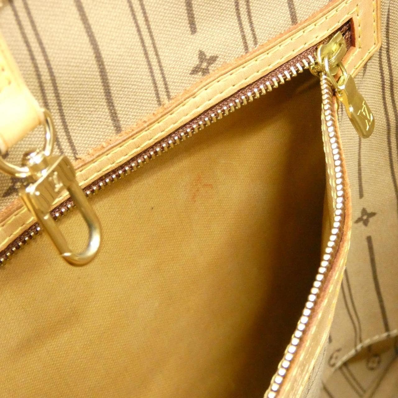 ルイヴィトン モノグラム ネヴァーフル MM M40156 バッグ