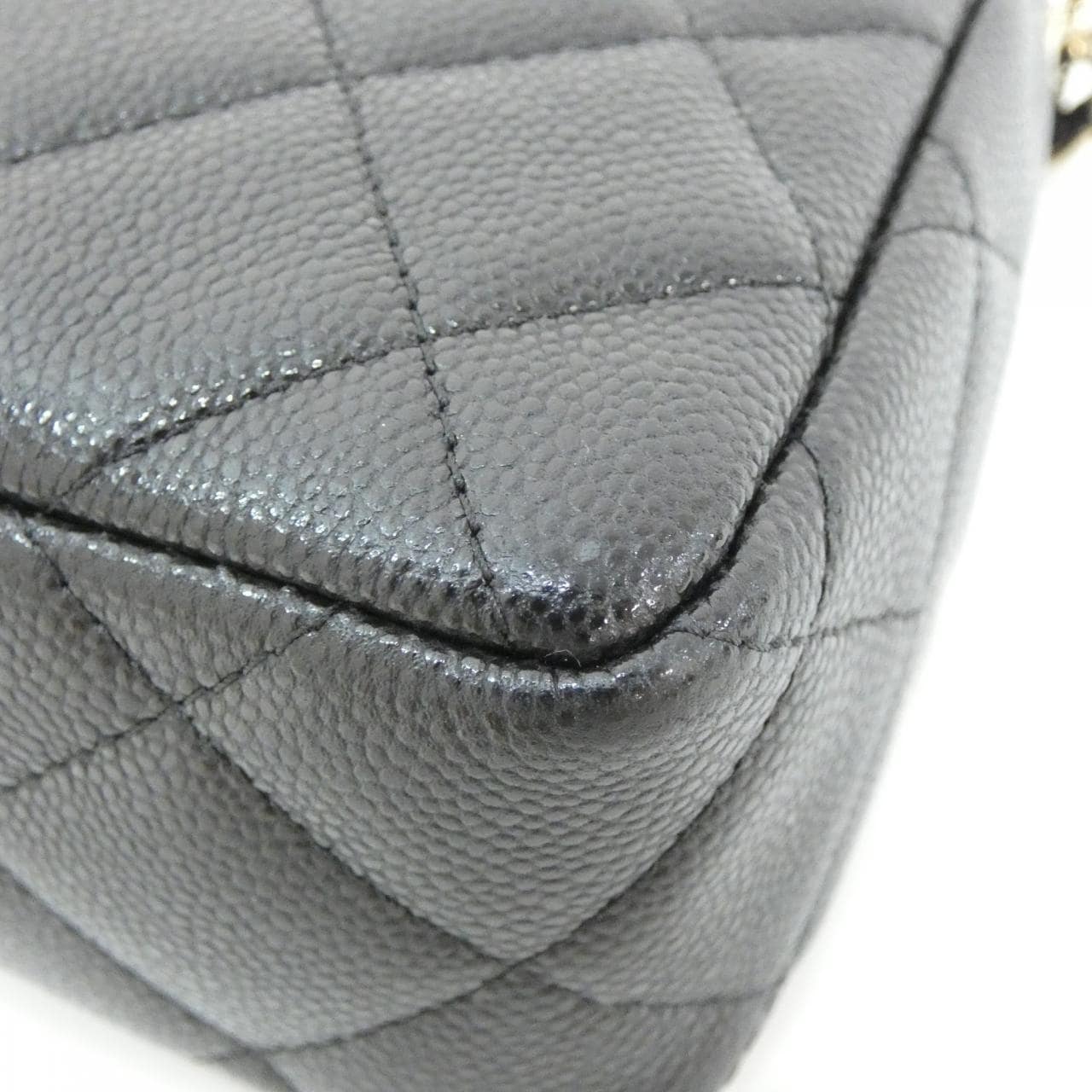 シャネル タイムレスクラシック ライン AP4704 チェーンクラッチ