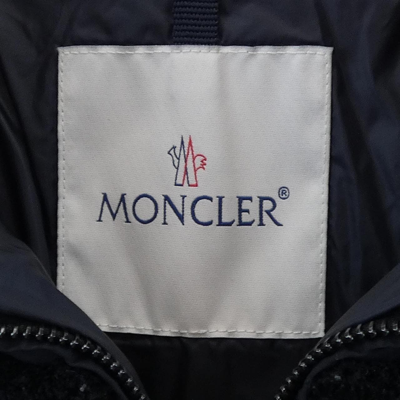 モンクレール MONCLER AUCUN ダウンジャケット