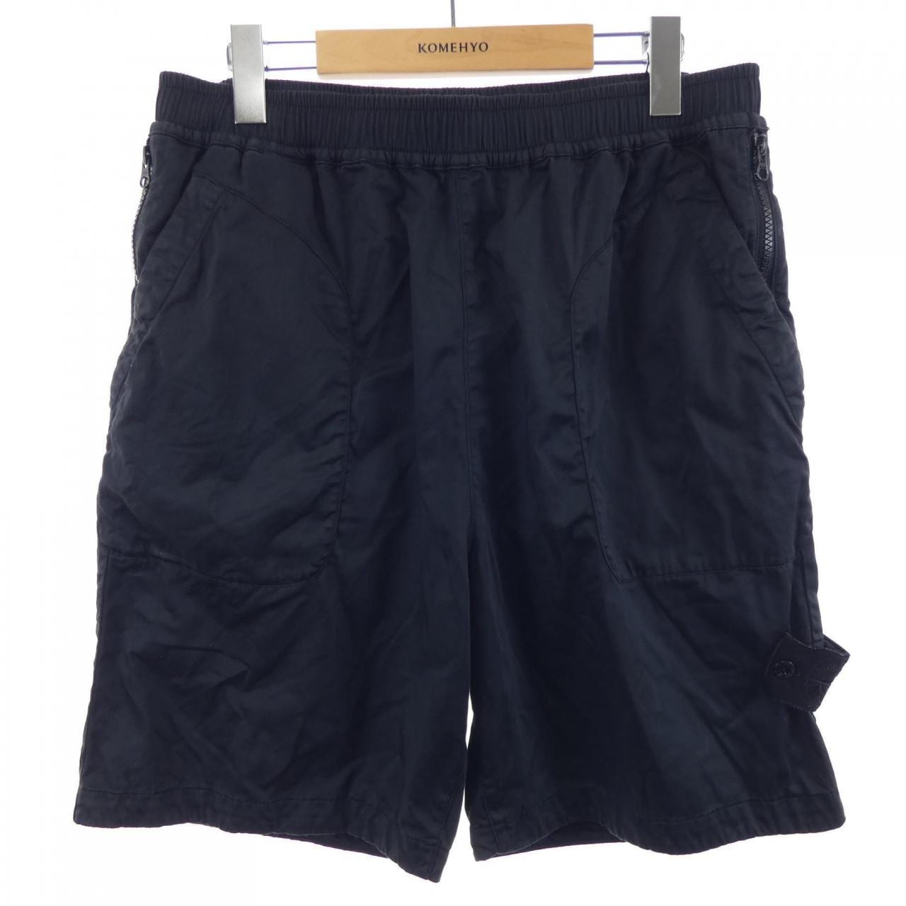 ストーンアイランド STONE ISLAND 7615L13F2 ショートパンツ