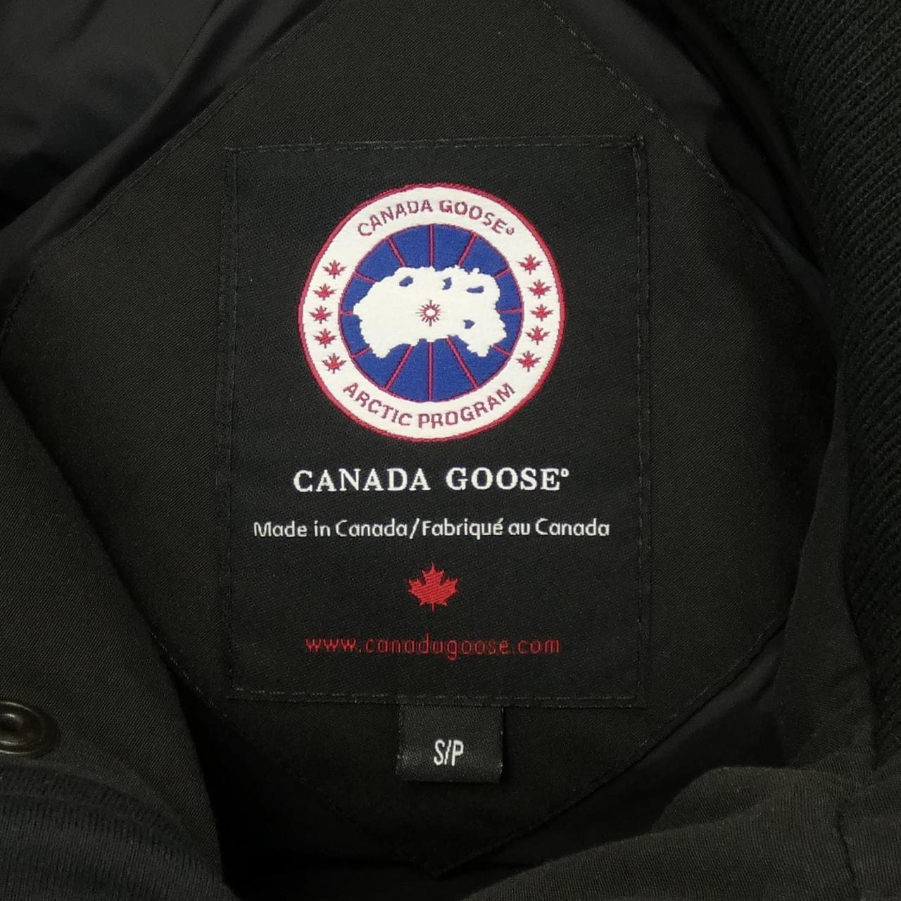 カナダグース CANADA GOOSE ダウンジャケット