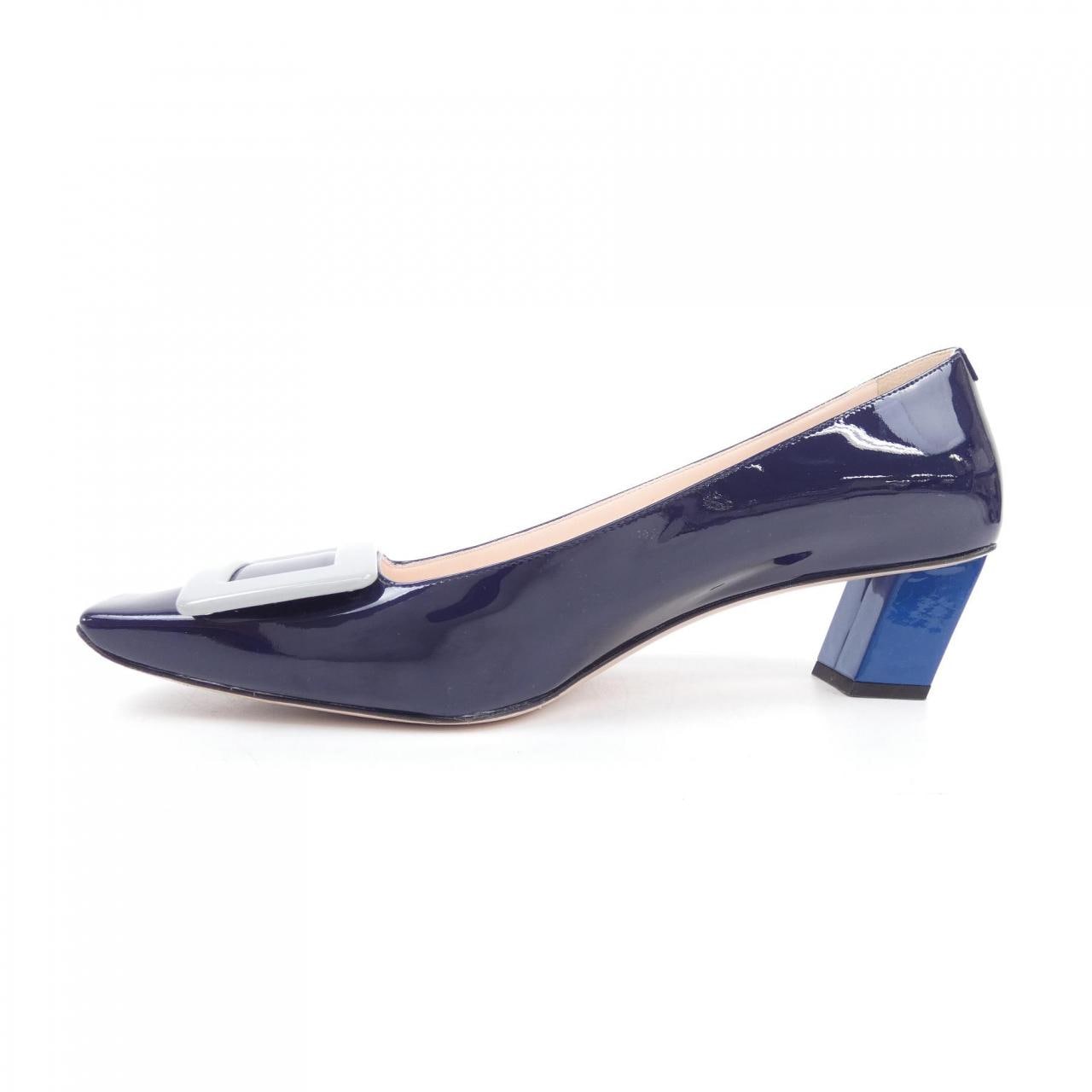 ロジェヴィヴィエ ROGER VIVIER パンプス