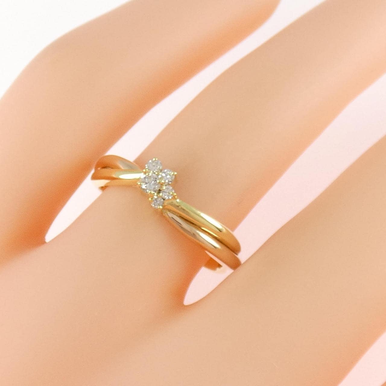 スタージュエリー だダイヤモンド リング 0.10CT