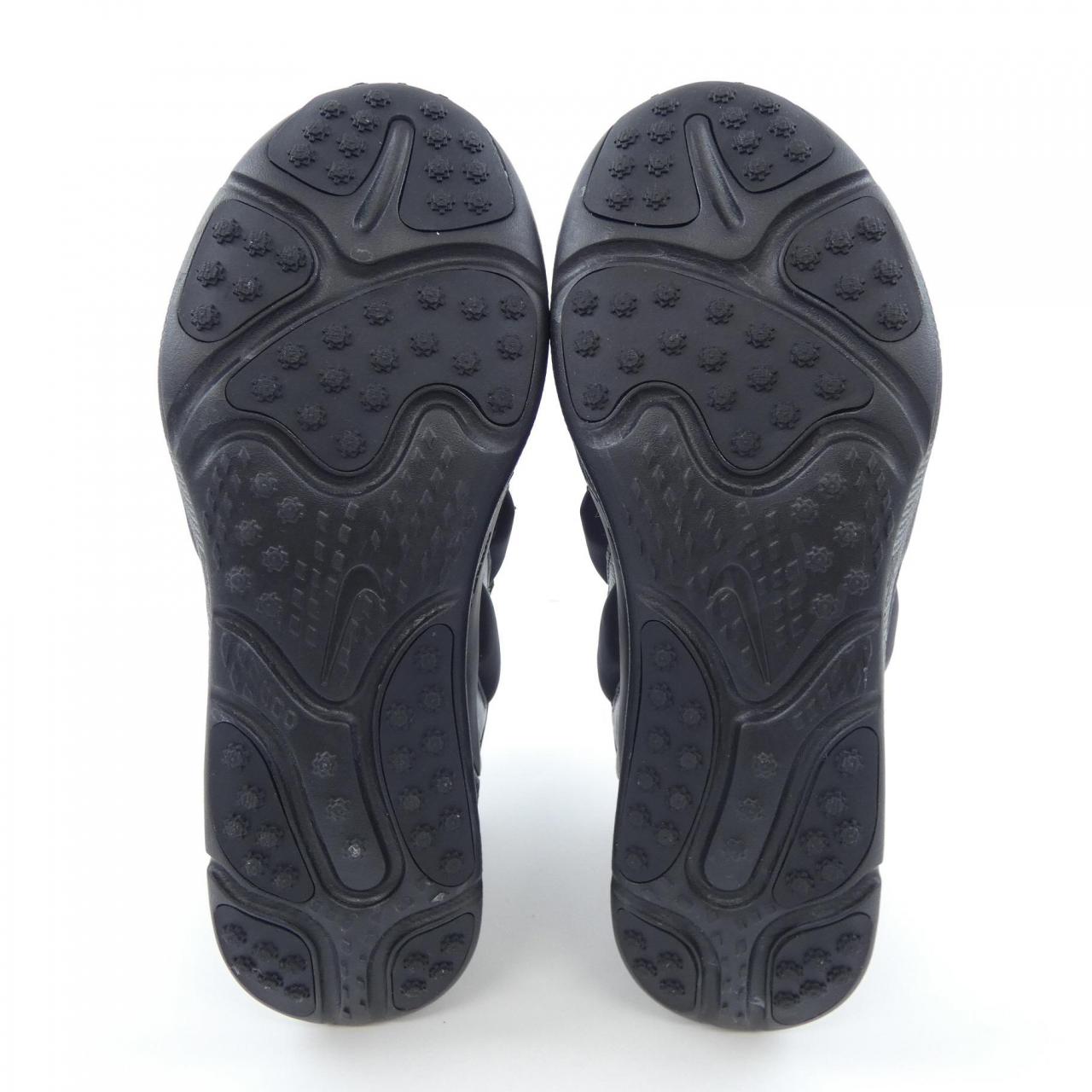 コムデギャルソンオム COMME des GARCONS HOMME PLUS NIKE HV1944-001 スニーカー