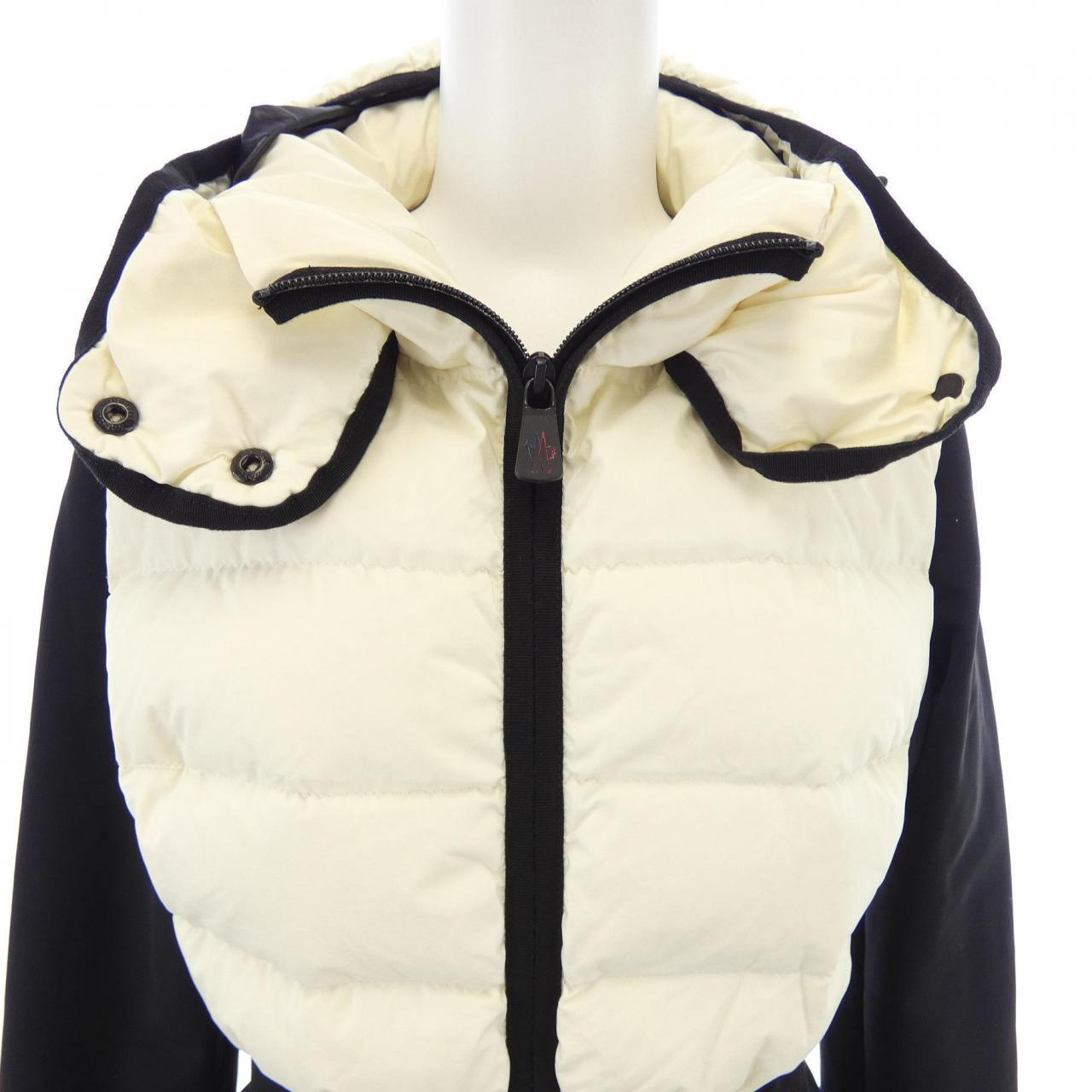 モンクレールグルノーブル MONCLER GRENOBLE 20988450700 ダウンジャケット