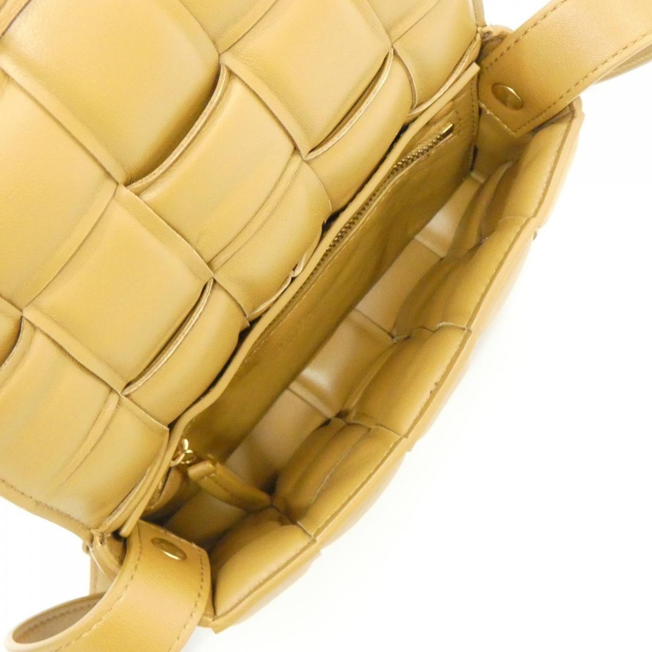 ボッテガヴェネタ 717506 VCQR1 ショルダーバッグ