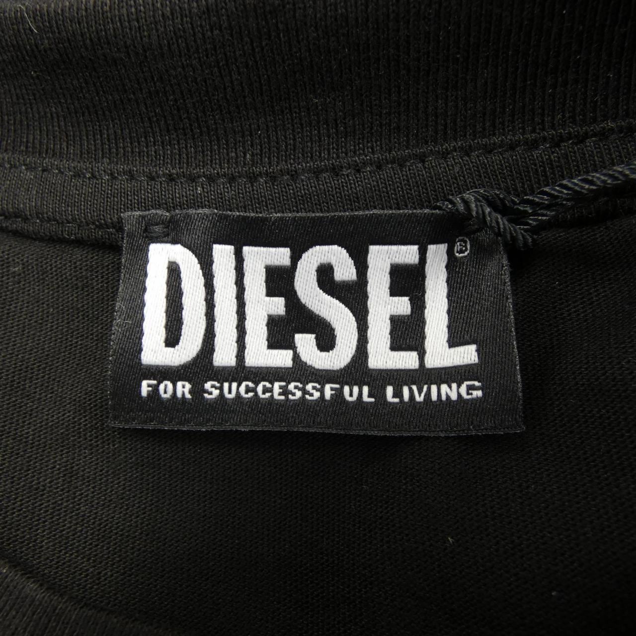 ディーゼル DIESEL A15461 RHERA Tシャツ