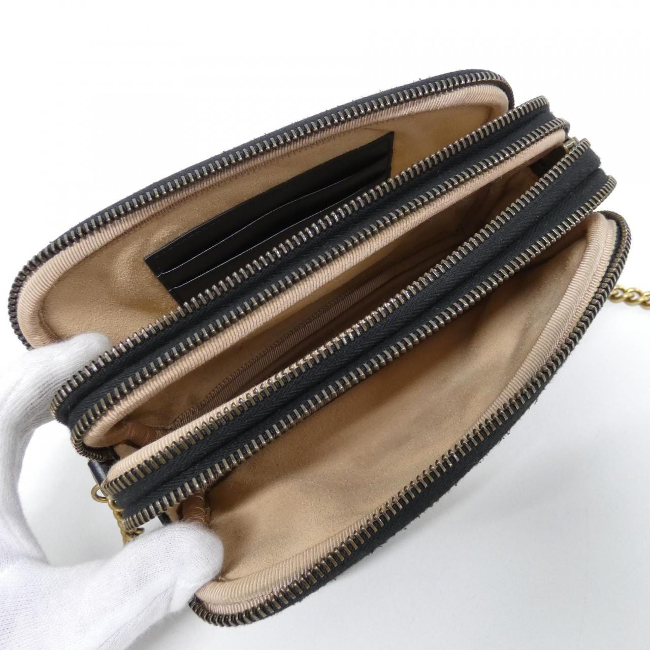 グッチ GG MARMONT 546581 DTDCT ショルダーバッグ