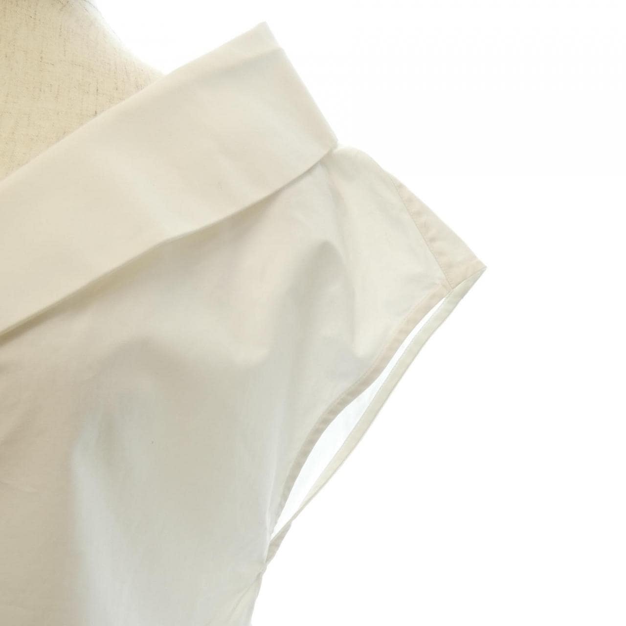 メゾンマルジェラ Maison Margiela S31NC0452 S43677 トップス