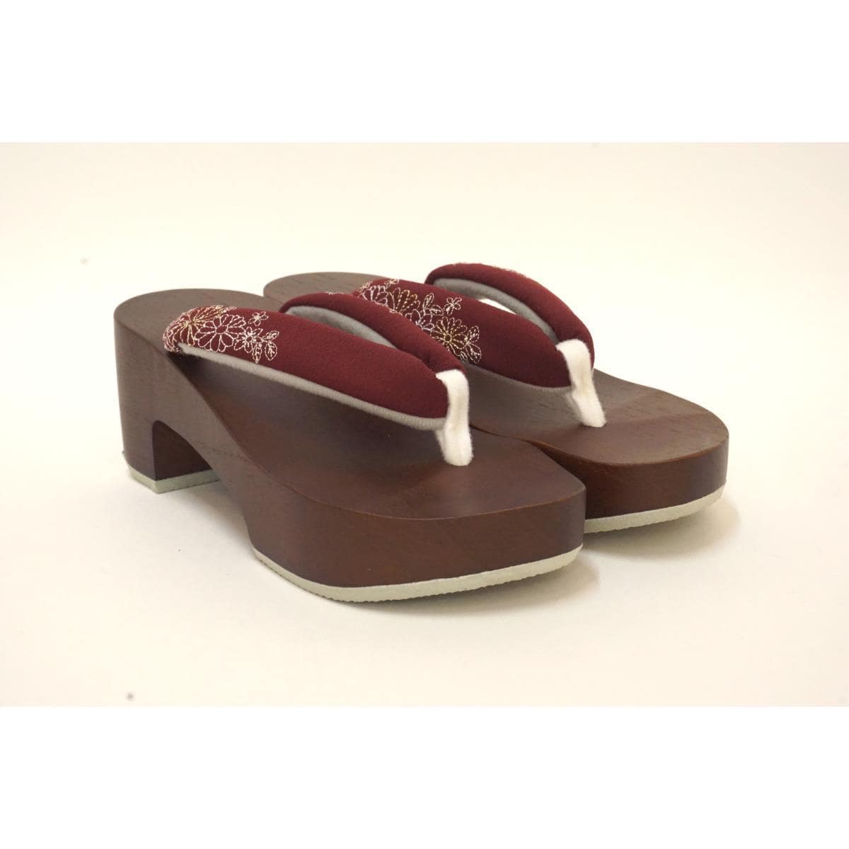 [BRAND NEW] Women's Geta Pidheel M Size Chrysanthemum