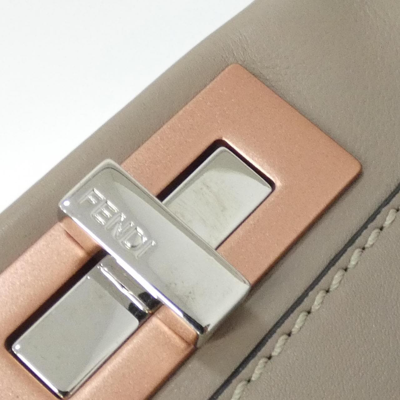 フェンディ ピーカブー 8BN290 A0QP バッグ