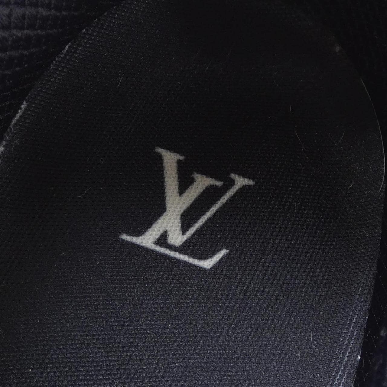 ルイヴィトン LOUIS VUITTON タティックライン スニーカー