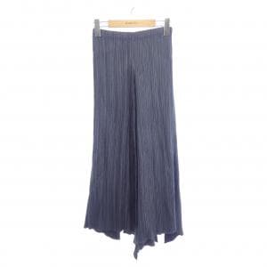 イッセイミヤケ ISSEY MIYAKE IM41-FG924 スカート