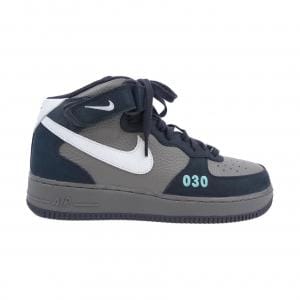 ナイキ NIKE スニーカー