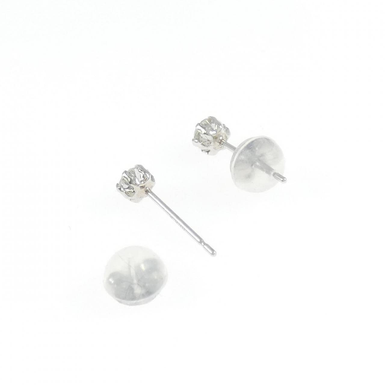 PT900 ソリティア ダイヤモンド ピアス 0.32CT