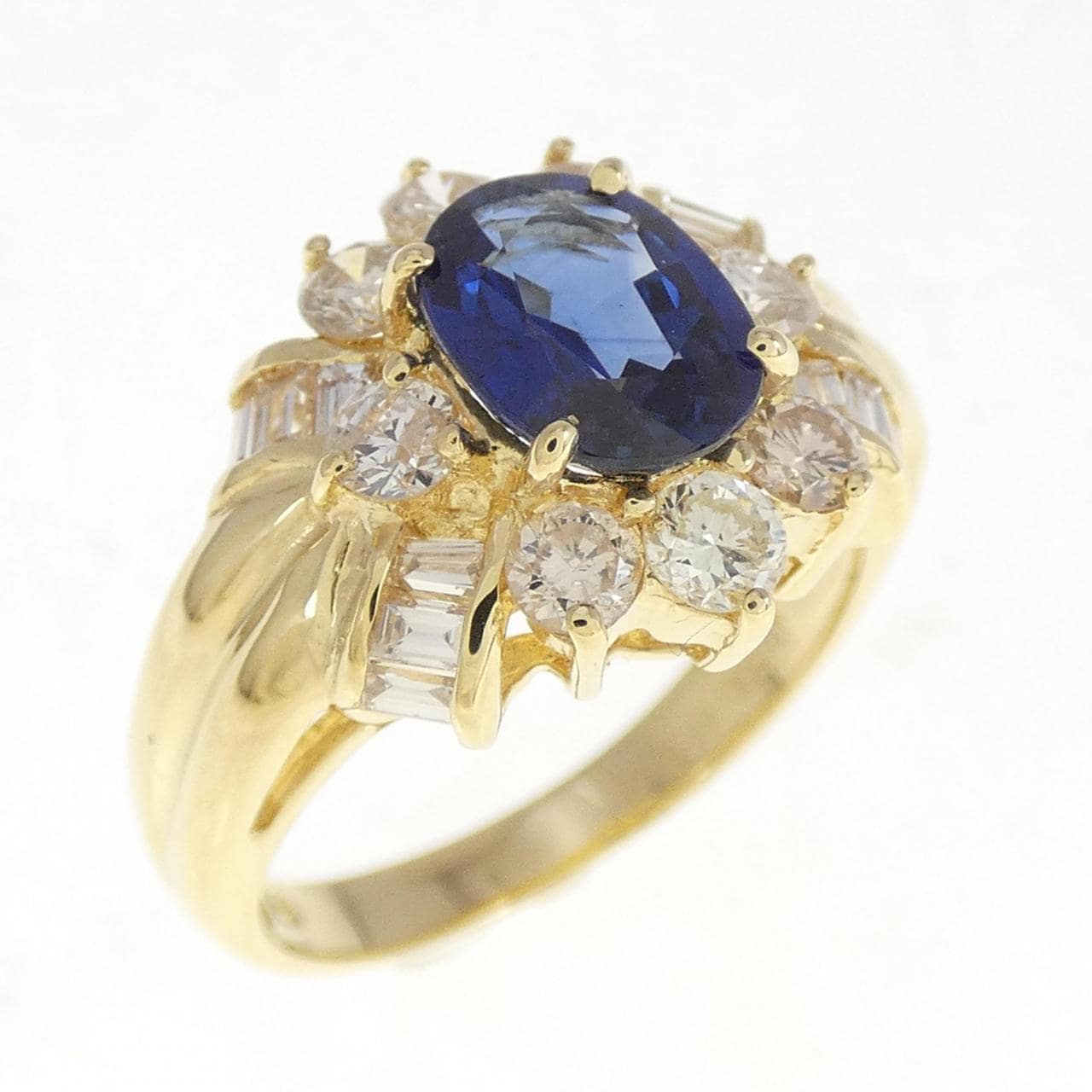 K18YG Sapphire Ring 1.36CT