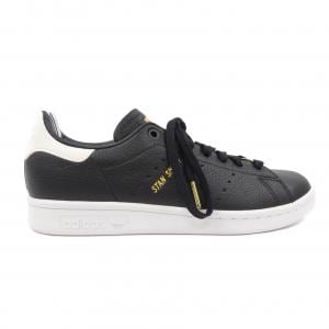 アディダス ADIDAS スニーカー