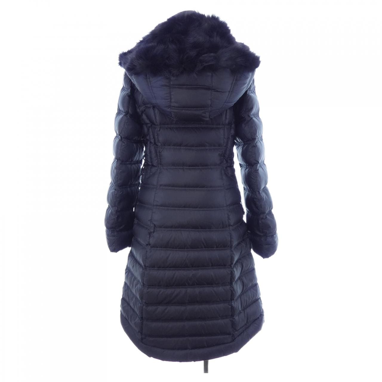 down levy ダウンコート