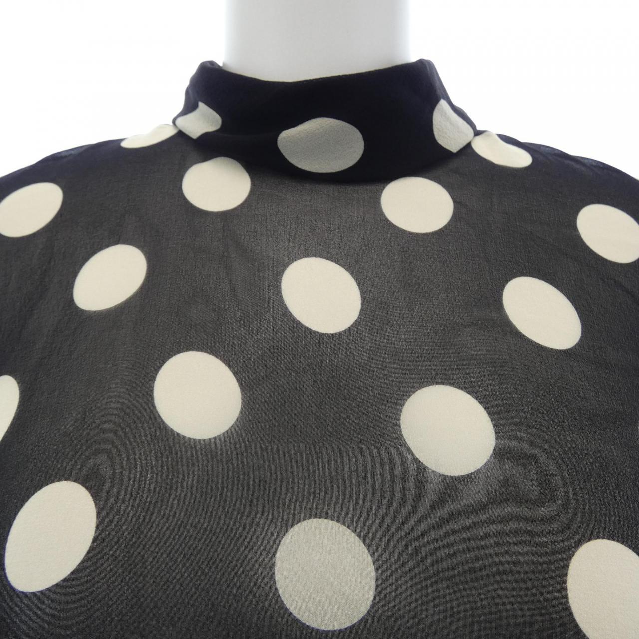 セリーヌ CELINE オーバーターンドカラー 2B09B200Z トップス