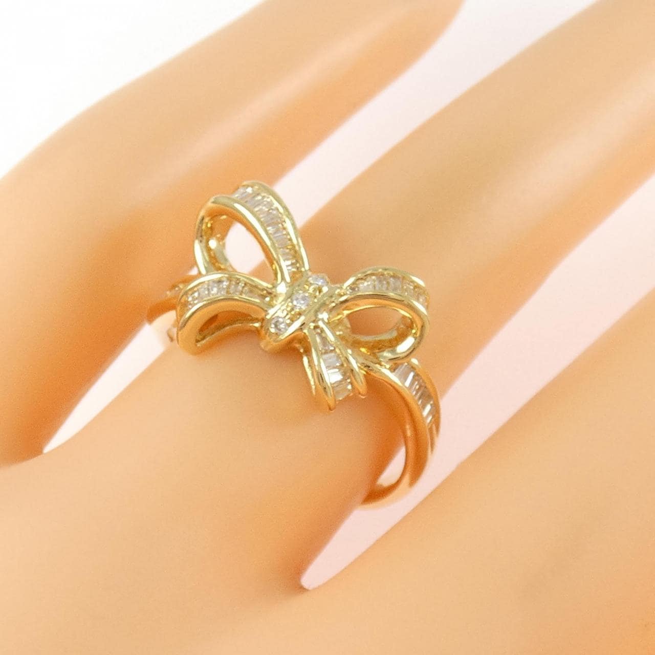 K18YG リボン ダイヤモンド リング 0.33CT