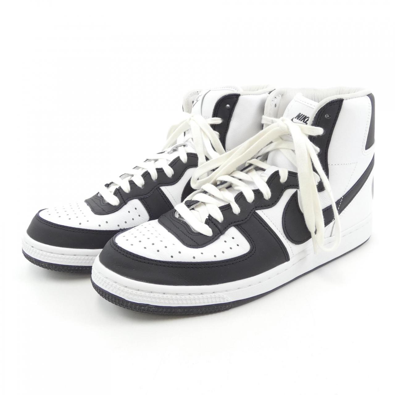 ナイキ NIKE スニーカー