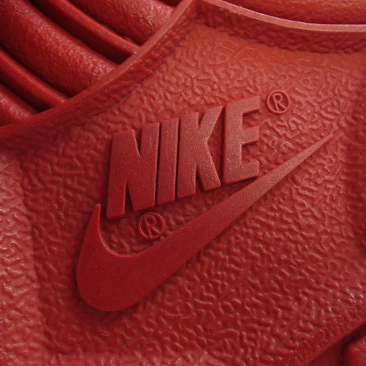 ナイキ NIKE 850477-102 スニーカー