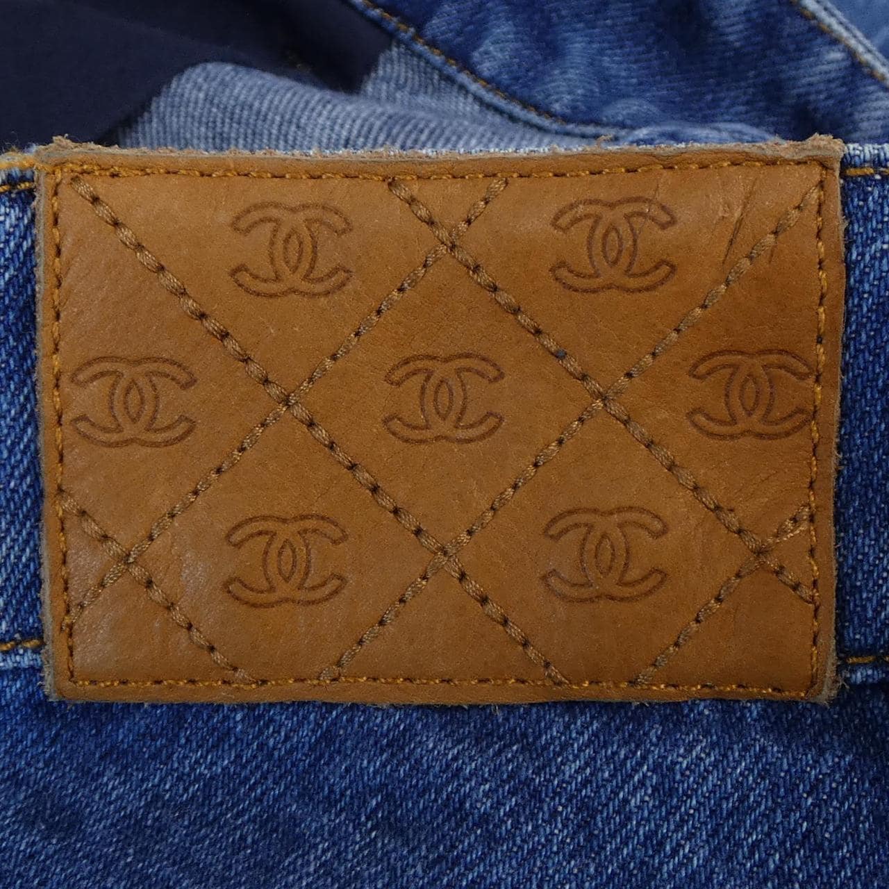 シャネル CHANEL P61137V46823 ジーンズ