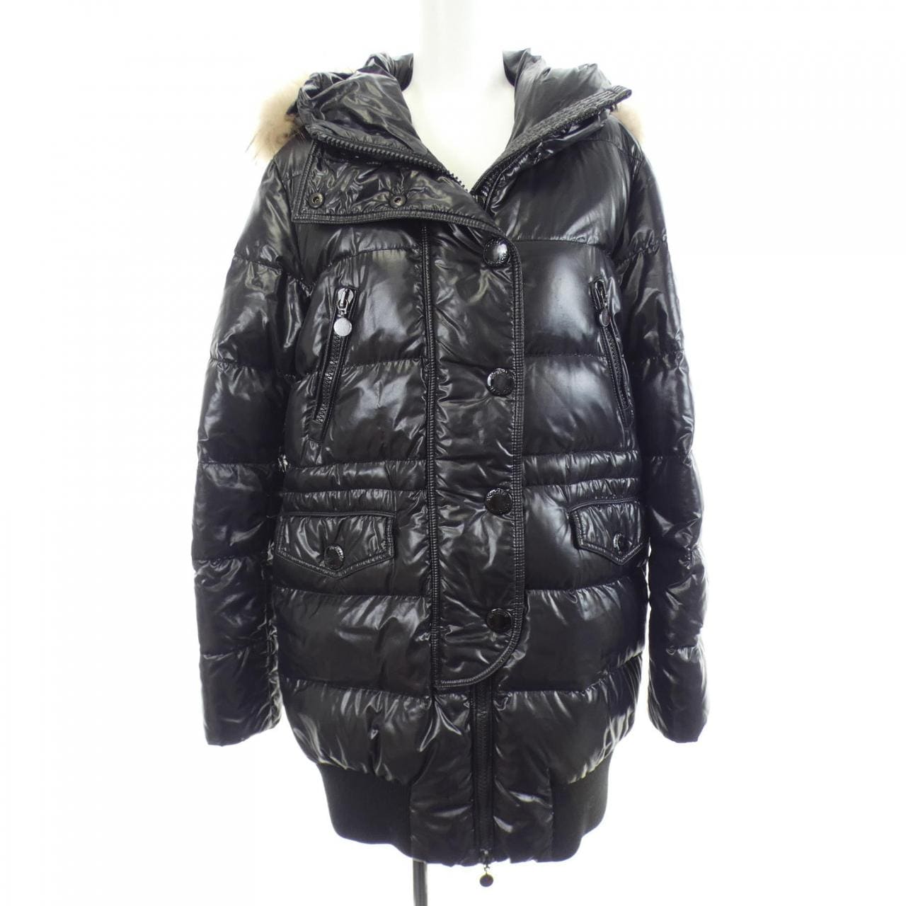 MONCLER LOIRE 羽絨外套 68950