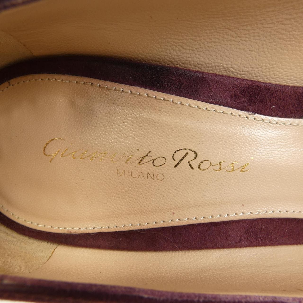 ジャンヴィトロッシ GIANVITO ROSSI パンプス