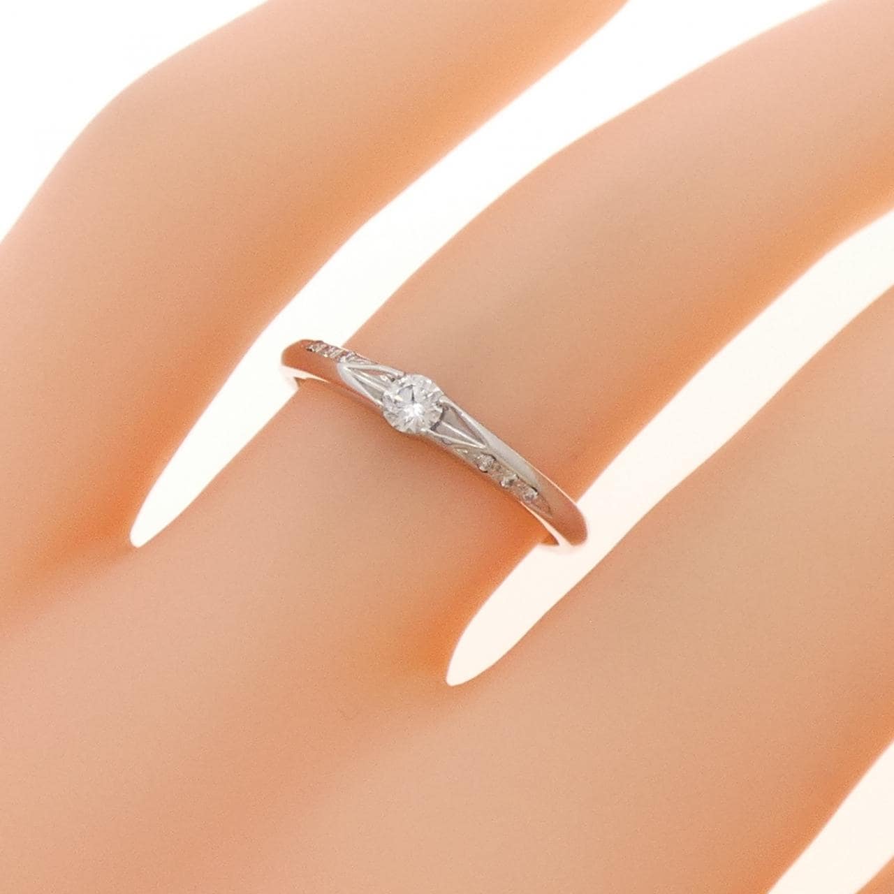 K14WG ダイヤモンド リング 0.10CT