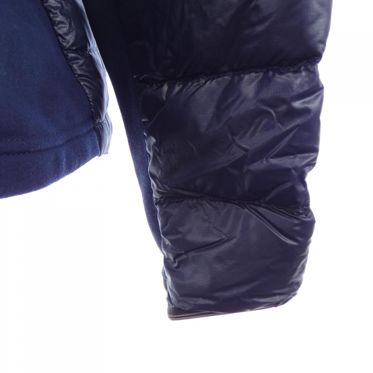カナダグース CANADA GOOSE HYBRIDGE LITE TECH HOODY 2712M ダウンジャケット
