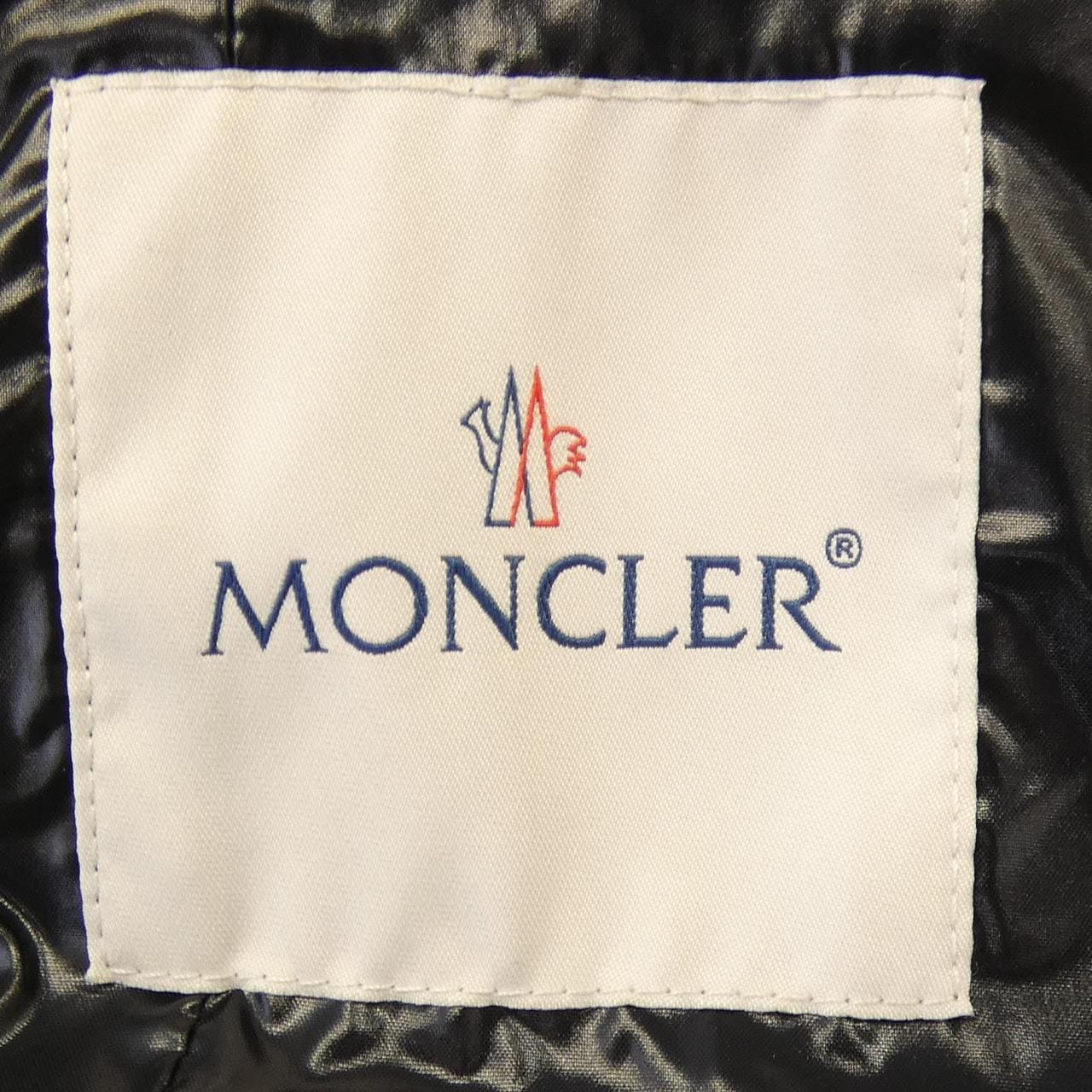 モンクレール MONCLER AKEBIA ダウンジャケット