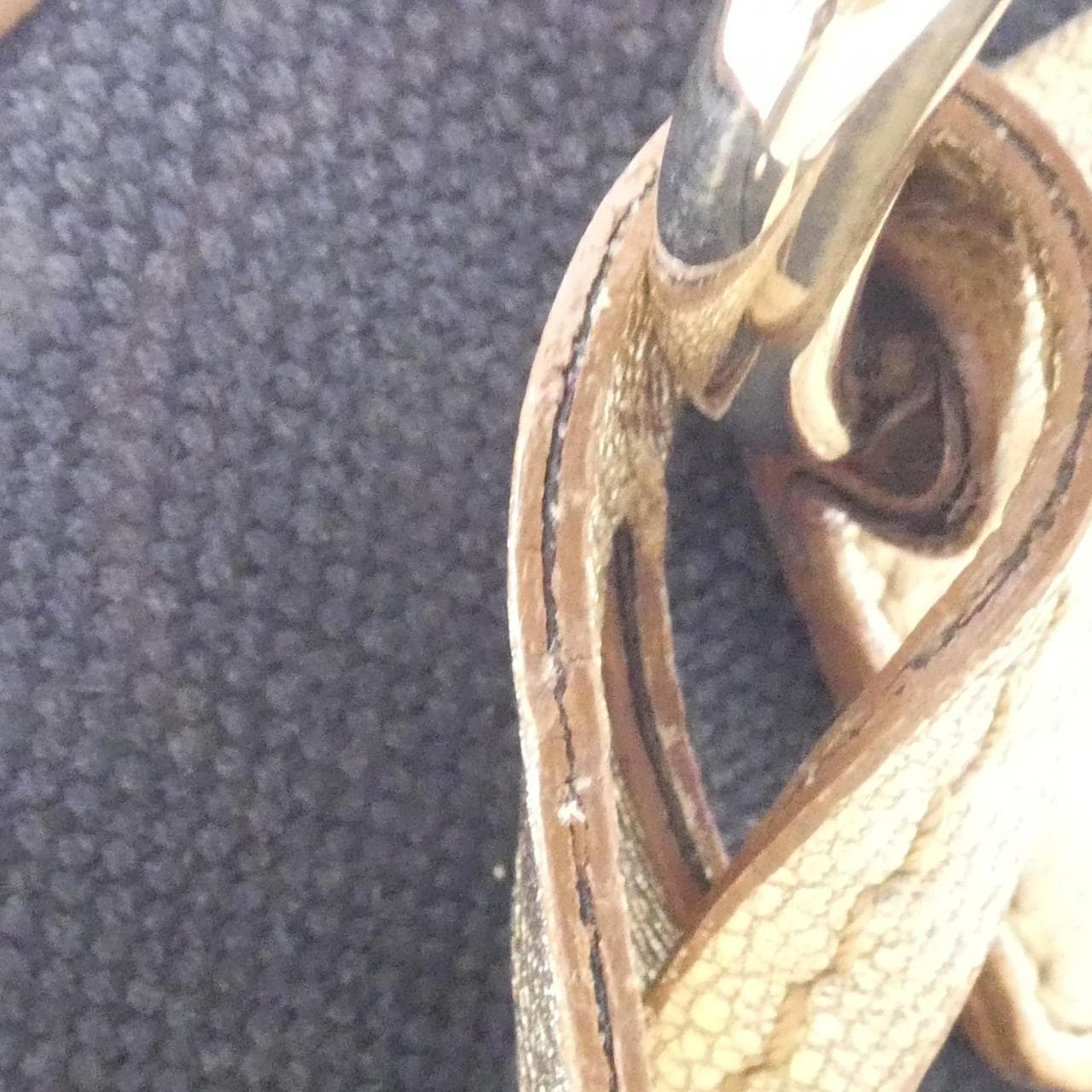 イヴサンローラン ミューズ 156464 F0ANG バッグ