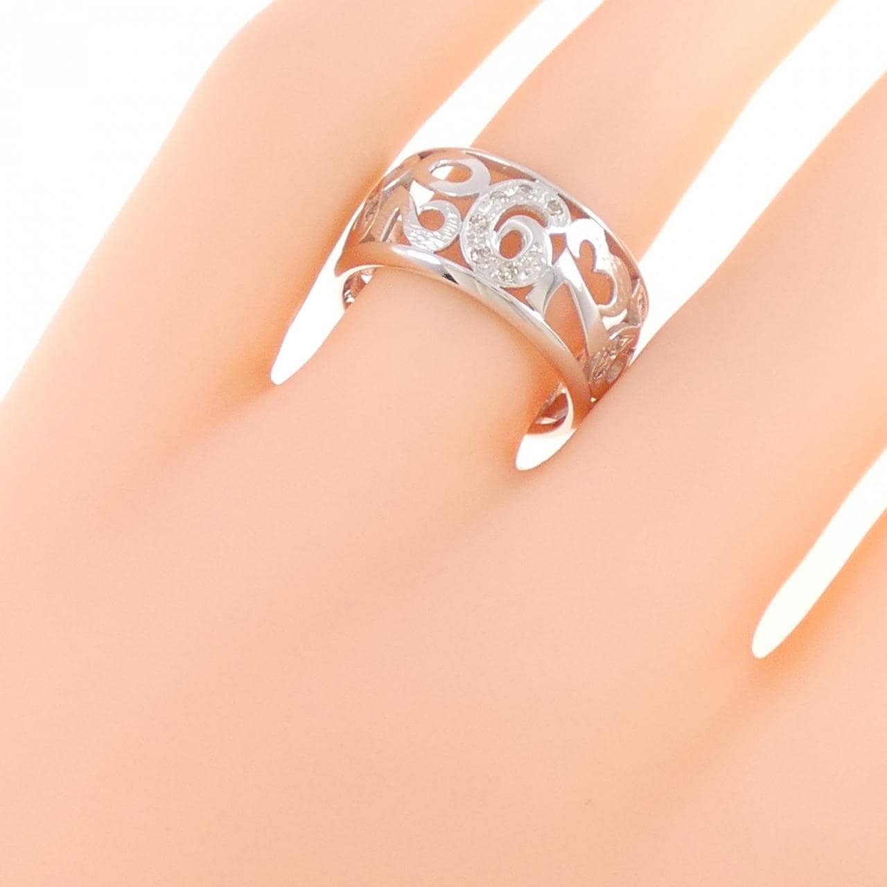 K18WG ダイヤモンド リング 0.15CT