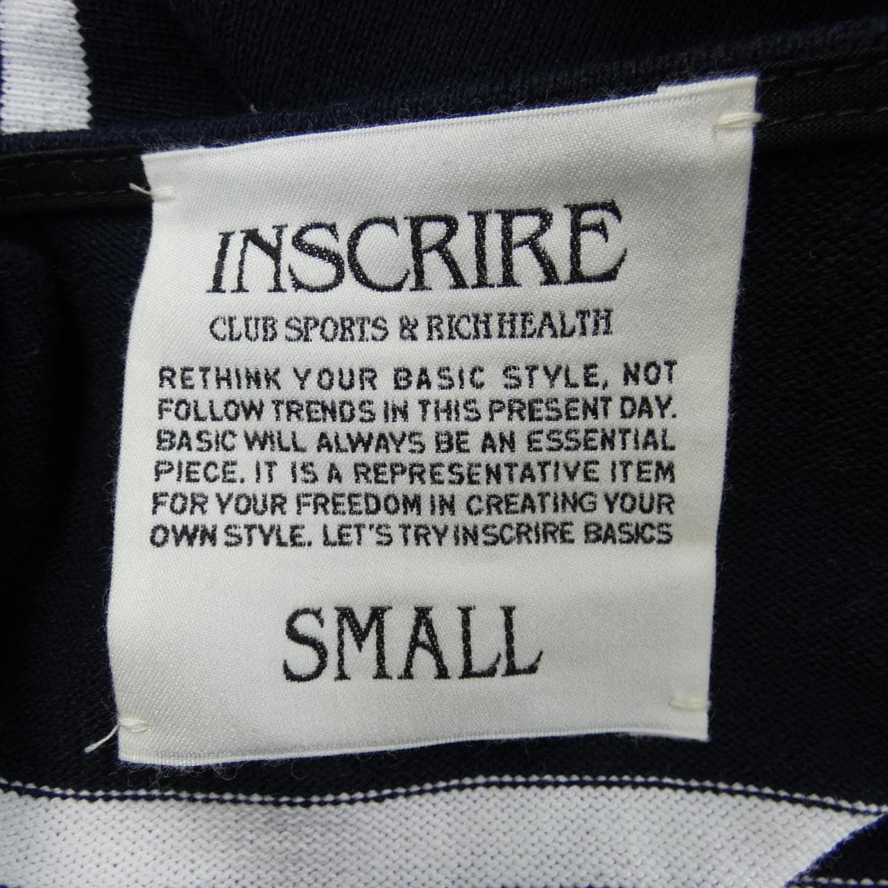 INSCKRIRE Tシャツ