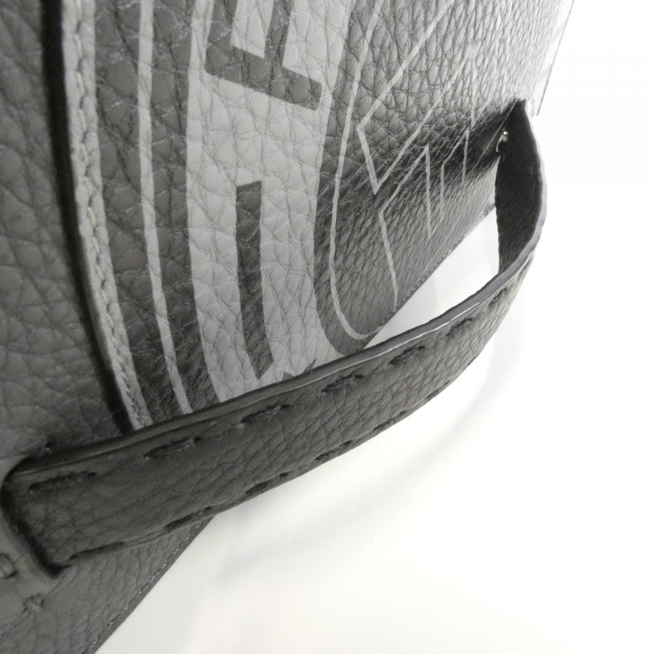 フェンディ 7VA350 A4BH バッグ