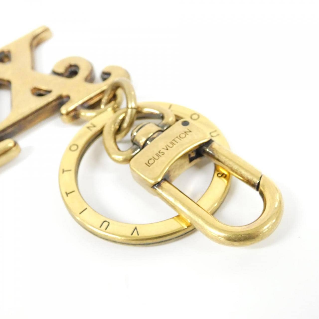 ルイヴィトン ポルト クレ スクエアードLV MP2715 キーリング