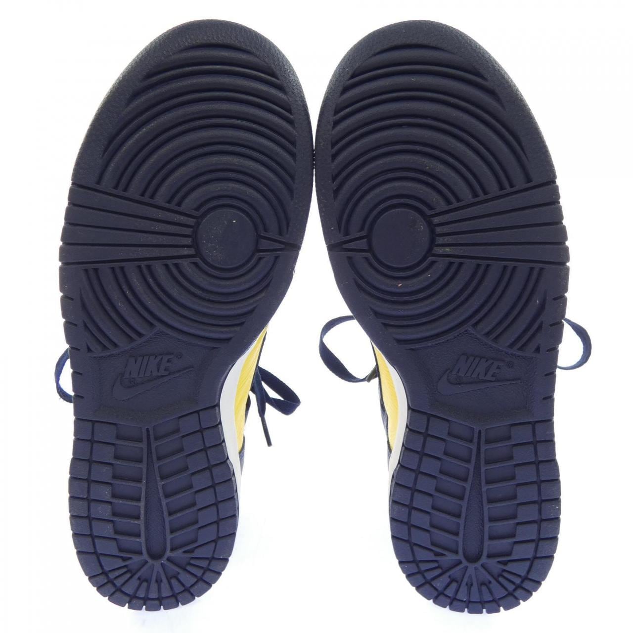 ナイキ NIKE 850477-700 スニーカー