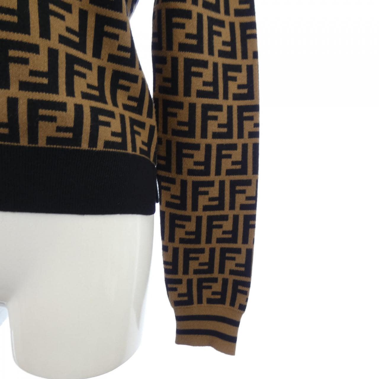 フェンディ FENDI ニット