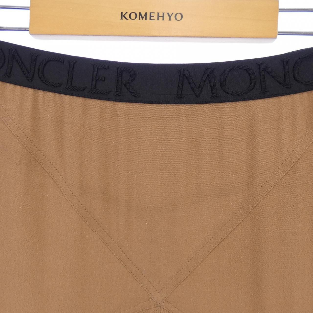 モンクレール MONCLER F10932D70500 C0378 スカート