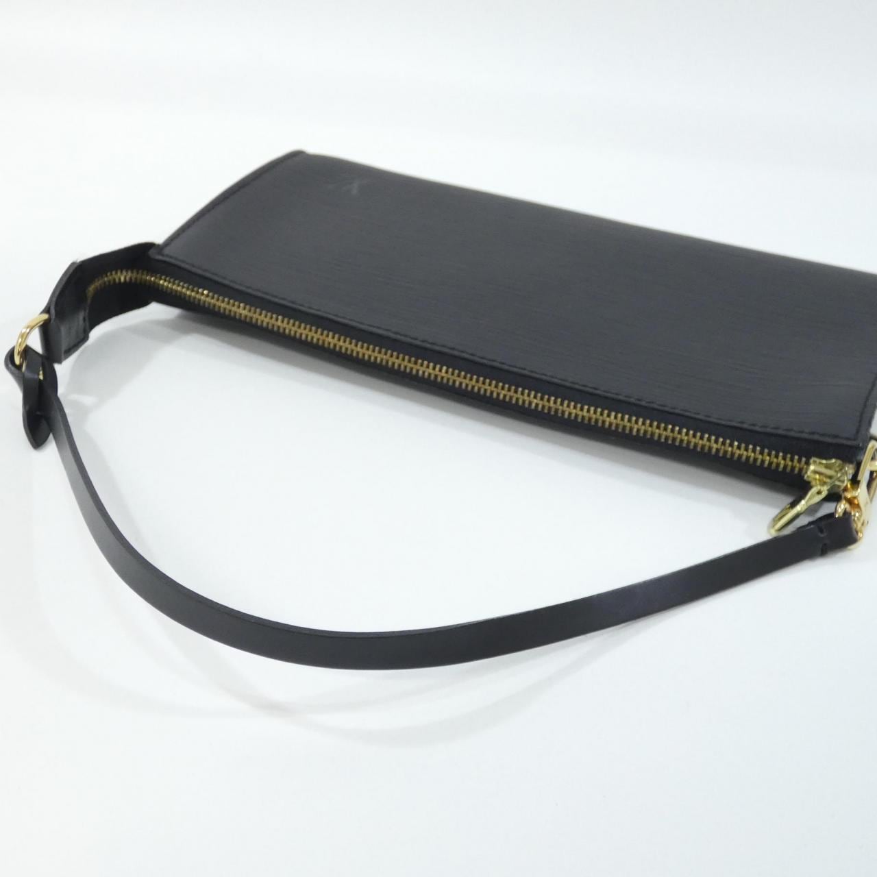 ルイヴィトン エピ ポシェット アクセソワール 24cm M52942 アクセサリーポーチ