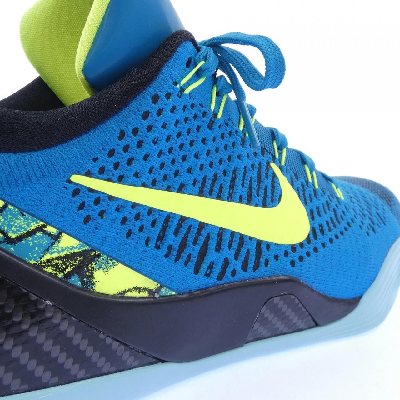 ナイキ NIKE IO3673-400 スニーカー