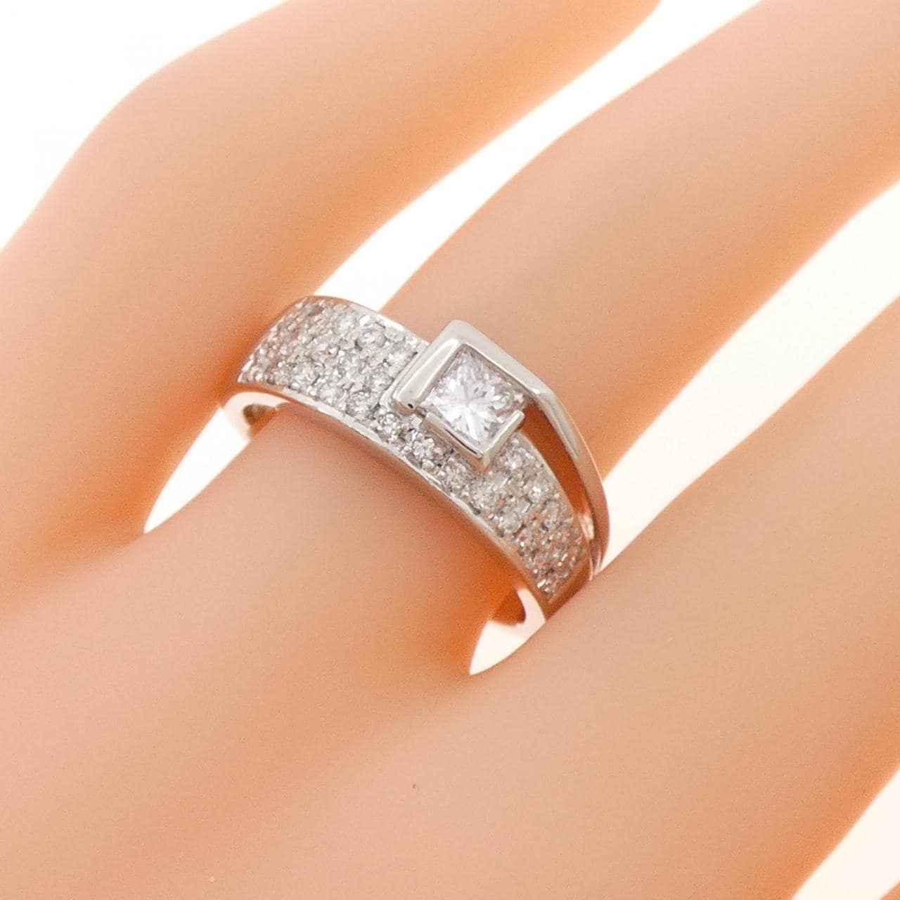 PT900 ダイヤモンド リング 0.33CT