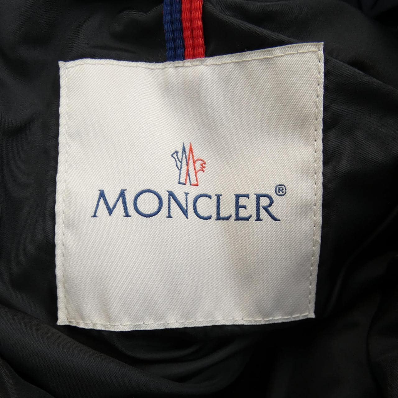 MONCLER蒙克勒羽绒服