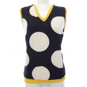 ブティックモスキーノ BOUTIQUE MOSCHINO トップス