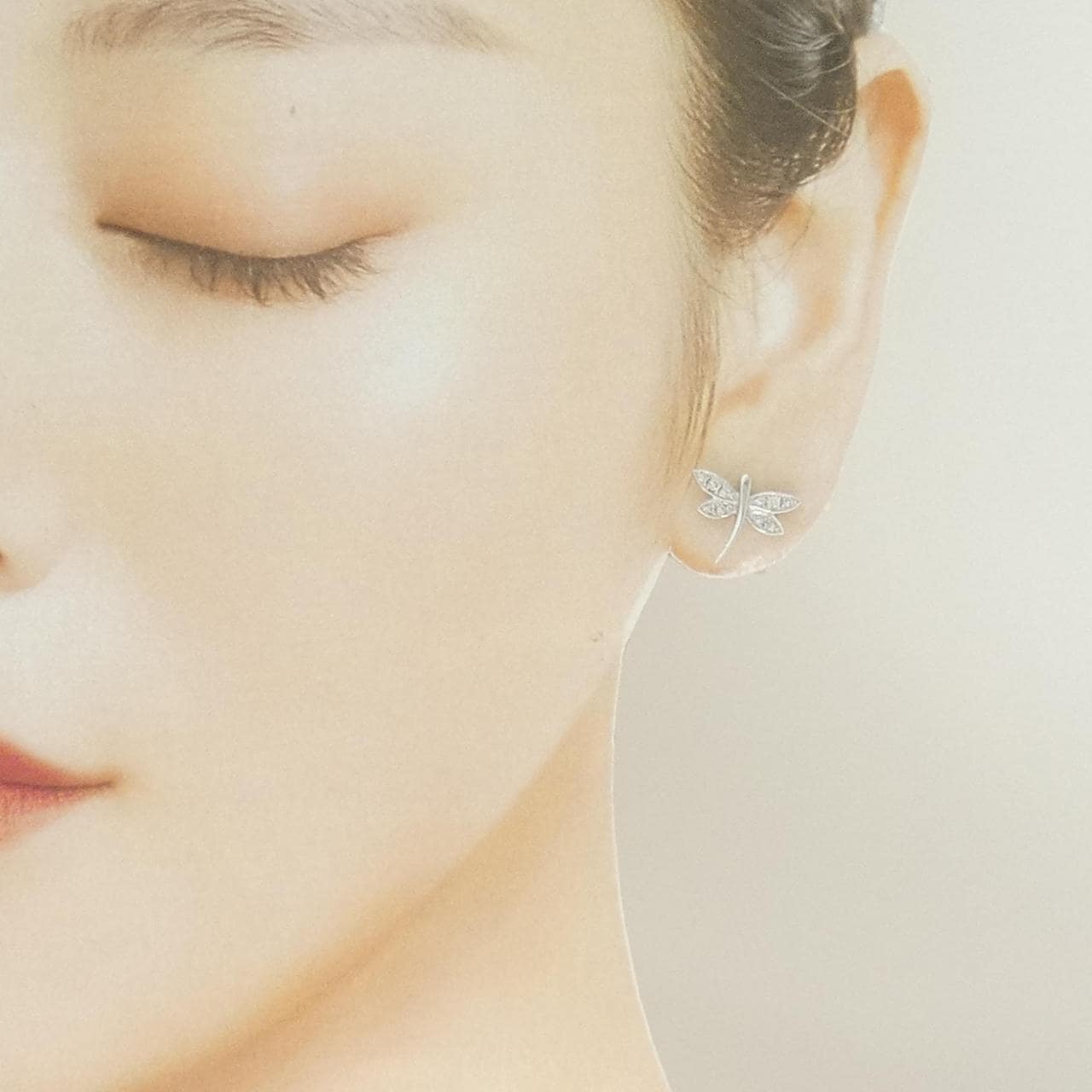 K18WG ダイヤモンド ピアス 0.22CT