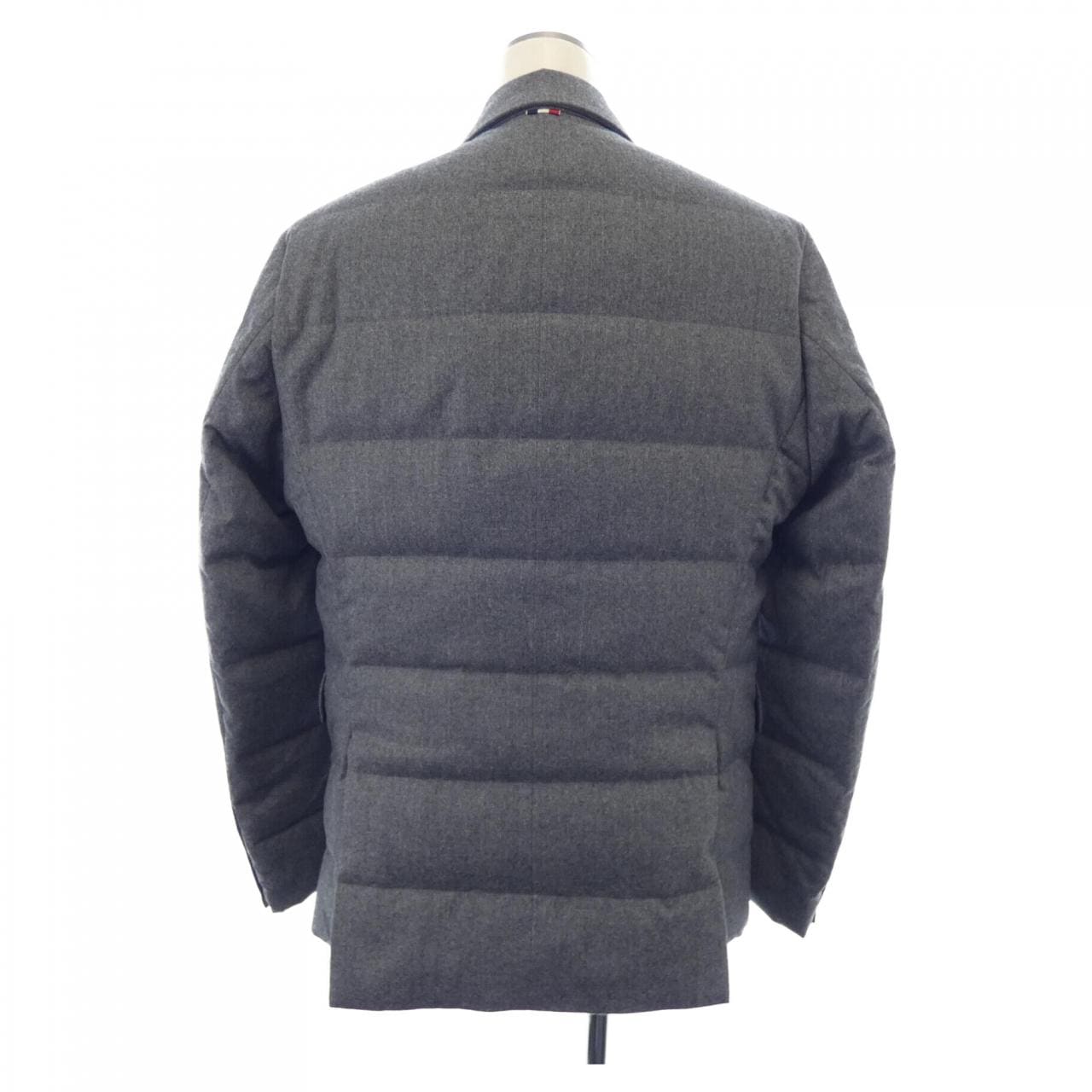 モンクレール MONCLER ダウンジャケット